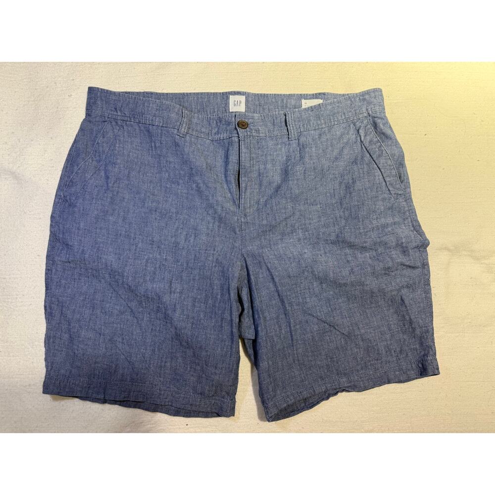 GAP Blue Chambray 9" Flat-Front Shorts (Women's Size 18)